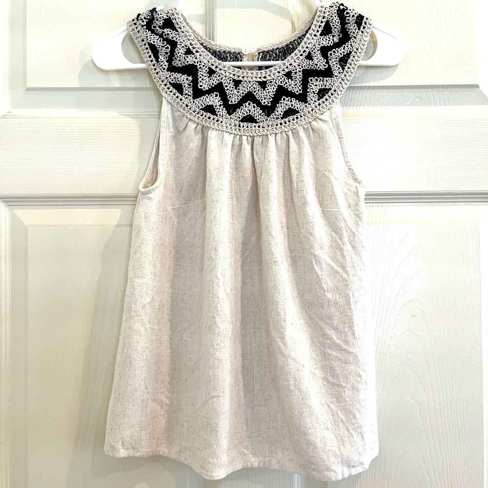 HAZEL HAZE Sleeveless Top with Black and Cream Crochet Detail